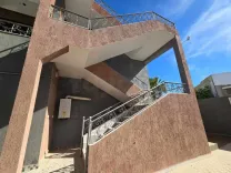 Villa de 400 m² sur un terrain de 597 m²