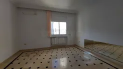 À louer Triplex S4 à usage bureautique au Lac 1