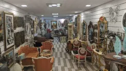 a loué local commercial