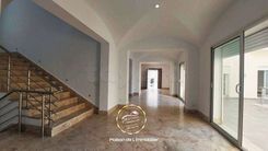 A louer Villa de maître au Lac 2