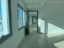 AL Bureau avec Terrasse au Lac1