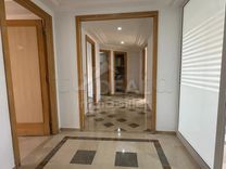 AL Bureau de 150 m² au Lac 1