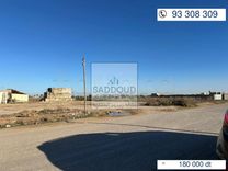 أرض للبيع – طريق الحاجب 📐 المساحة: 1002 م²