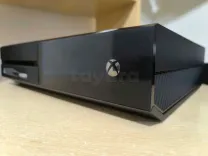 XBOX One 1TO comme neuve
