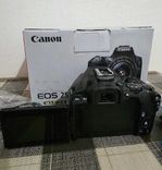 Canon EOS 250D