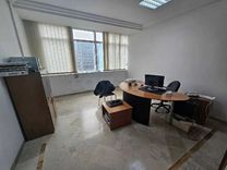 CENTRE URBAIN NORD : BUREAU H+3 À LOUER Meublé ou vide