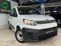 🚘 Citroën Berlingo K9 🚘
📲Tel : 21 36 36 36