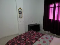 location appartement richement meublé par jour à Tunis route la Marsa Aouina une chambre salon