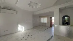 À louer Triplex S4 à usage bureautique au Lac 1