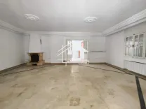 A vendre une villa avec piscine à la soukra