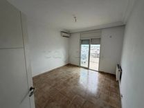 📍 ENNASR 1  : APPARTEMENT S+3 A LOUER