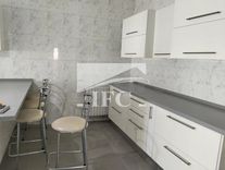 Étage de villa à usage bureautique–350m²-Lac 1-IFCL1342