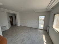 etage de villa s3 hst a borj bacouche wb4336