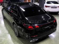 𝐋𝐚 𝐍𝐨𝐮𝐯𝐞𝐥𝐥𝐞 𝐌𝐞𝐫𝐜𝐞𝐝𝐞𝐬-𝐁𝐞𝐧𝐳 𝐄-𝐂𝐥𝐚𝐬𝐬 𝐄𝟑𝟎𝟎𝐞 𝐋𝐢𝐦𝐨𝐮𝐬𝐢𝐧𝐞 𝐀𝐌𝐆-𝐋𝐢𝐧𝐞 𝐄𝐐—𝐏𝐎𝐖𝐄𝐑 𝐏𝐚𝐜𝐤-𝐍𝐢𝐠𝐡𝐭