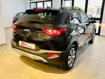 KIA STONIC 1.2 5Cv Essence Age 6 mois km 17000