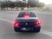 Peugeot 301 modèle 2019 âge 6ans et 5 mois tel 54 077 086