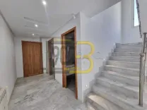 A vendre un appartement style duplex à Ennasr ❤️