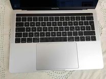 MacBook Pro 13 TouchBar Core i5 2017 8G/500G SSD/Cycle 8