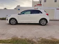 kia Rio Boite Auto premier main