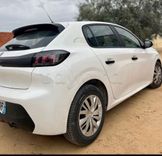 Peugeot 208 🇫🇷🇫🇷