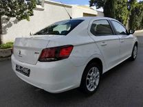 PEUGEOT 301 PREMIÈRE MAIN TRÈS PROPRE BOÎTE MANUELLE