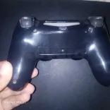 PS4 SLIM NON PATCHÉ AVEC DEUX MANÉTTES