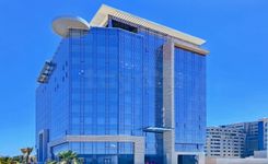 Un bureau de coworking ouvert entièrement équipé pour vous et votre équipe à Tunis, Le Golfe de Tunis