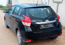 Toyota Yaris modele Hatchback année 2015