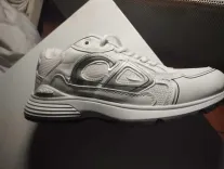 Basket femme marque Dior neuve jamais porté