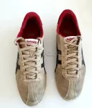 ASICS TIGER ONITSUKA daim POINTURE 42