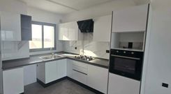 Un appartement  avec une vue imprenable sur la mer