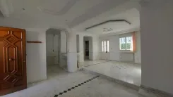 À louer Triplex S4 à usage bureautique au Lac 1