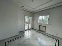 À Vendre – Villa 500 m² à La Soukra