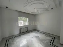 À Vendre – Villa 500 m² à La Soukra