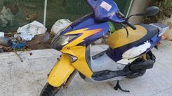 vespa S Wou HondaX8R