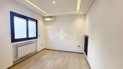 Villa de 224m² sur un terrain de 230m² à El Manar I