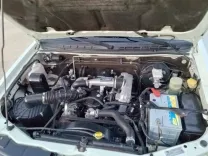 A vendre  izuzu dmax   96678224