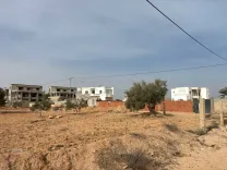 À vendre Terrain 718m2 Aghir