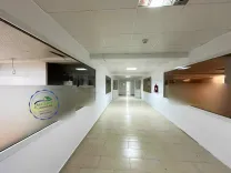 A louer immeuble 4000m² 55 pièces moderne au Lac 3