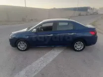 Peugeot 301 modèle 2019 âge 6ans et 5 mois tel 54 077 086