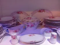 a vendre service a table 12 personnes importé de itali de la marque Bavaria