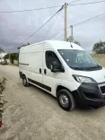 Peugeot boxer 1.er main l2 h2 modele 06/2021 boite 6 vitesse 7 cv gazoil tt options climatiseur en marche abs fermiture central airbag 2 vitres electric double clef numero 29343208